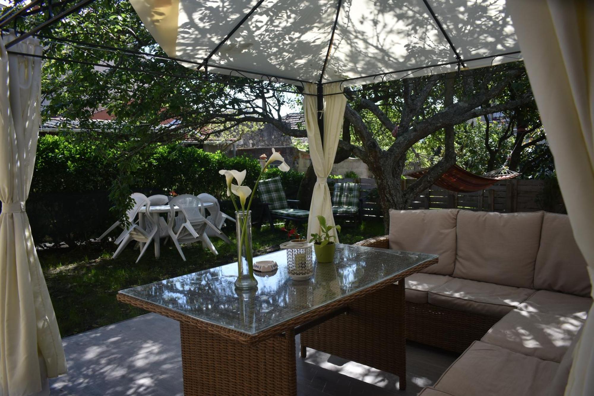 Jardin, Terraza Y Barbacoa Apartment O Grove Exterior photo