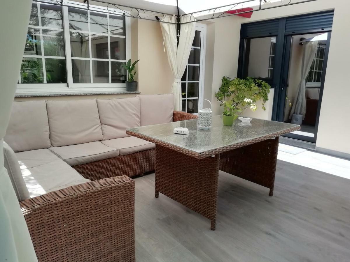 Jardin, Terraza Y Barbacoa Apartment O Grove Exterior photo